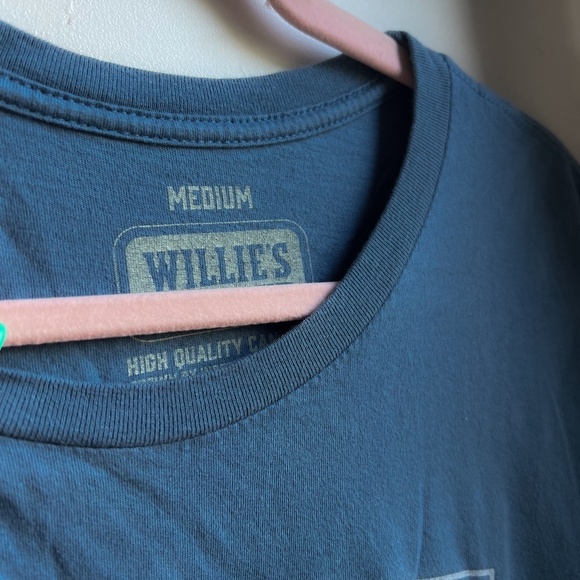 Willie Nelson Concert  Wavy Ray Blue T-Shirt - Picture 3 of 6